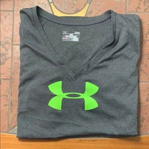 Short sleeved under armor T-shirt